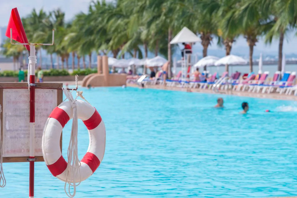 Swimming Pool Accidents, Injuries & Lawsuits